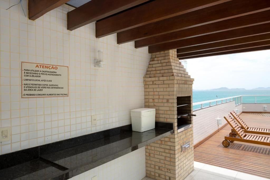 דירות Apartamento Pe Na Areia Em אריאל דו קאבו מראה חיצוני תמונה